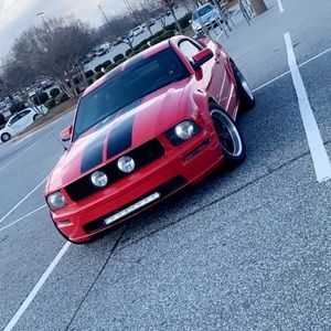 Meet your Posher, Elijah